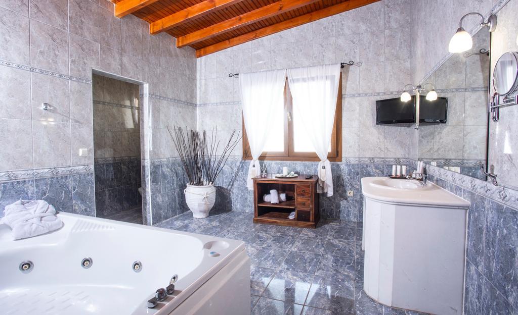 Alia Palace Hotel & Villas Pefkochori Dış mekan fotoğraf